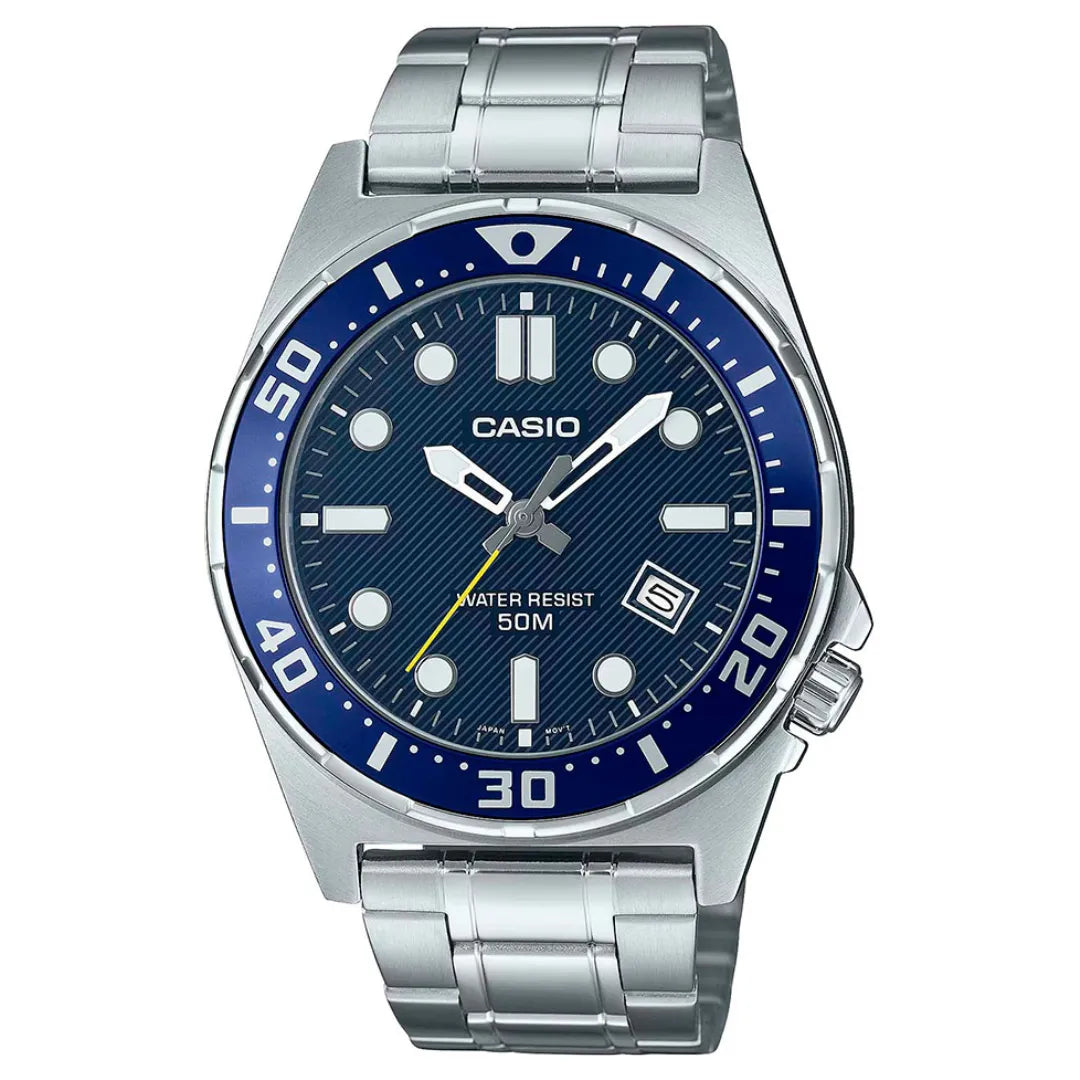 Casio MTD-135D-2A men's analog watch with metal bracelet