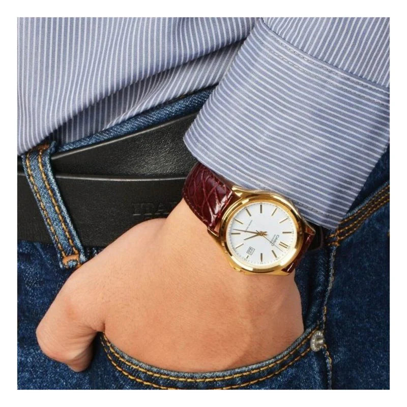 Casio MTP-1183Q-7A Men Leather Band Watch