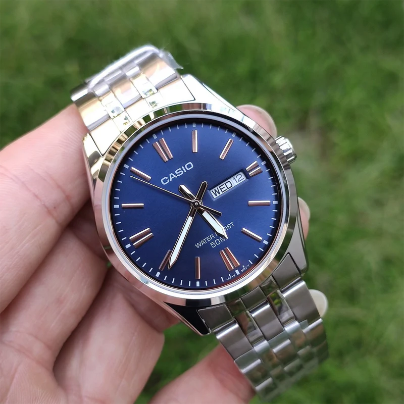 Casio MTP-1335D-2A2 Men Day-Date Watch