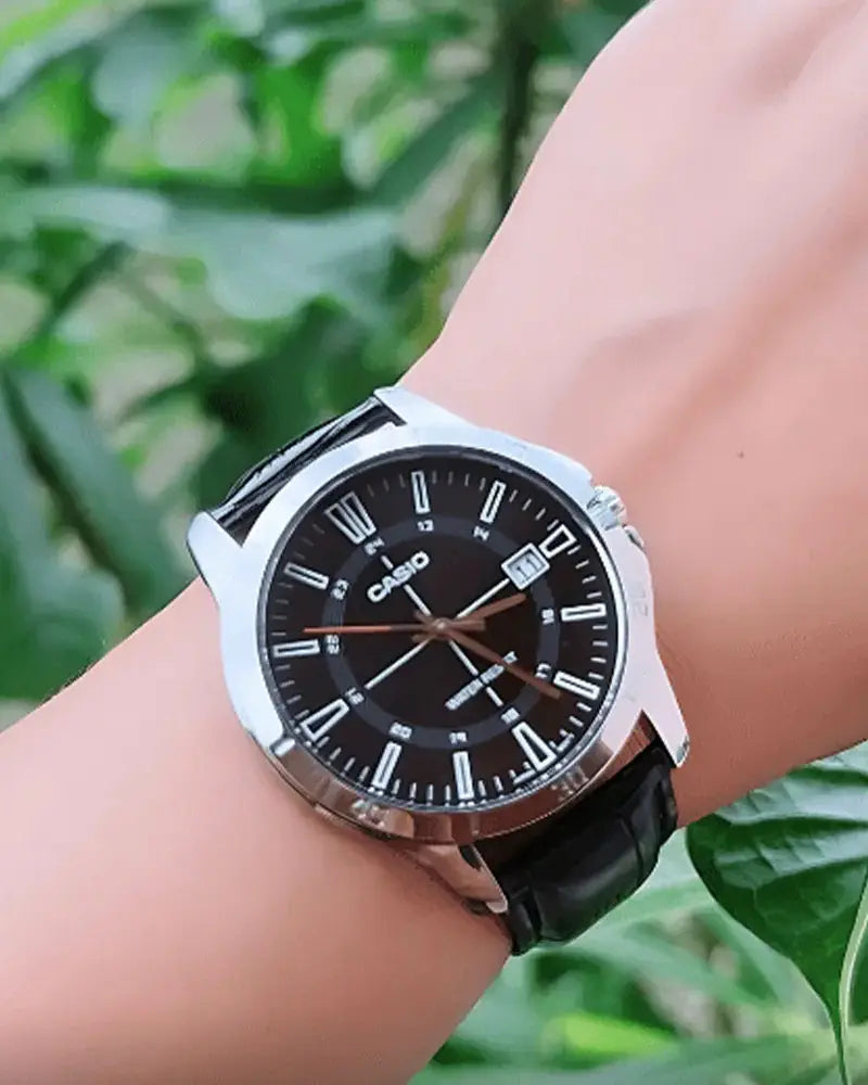 Casio MTP-V004L-1C Men Leather Band Watch