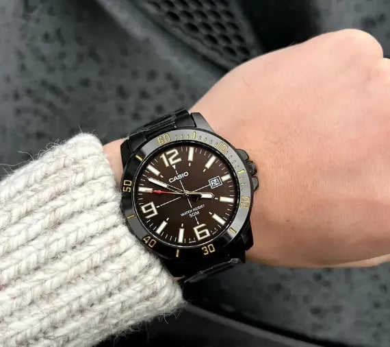 Casio MTP-VD01B-5B Men Metal Band Watch
