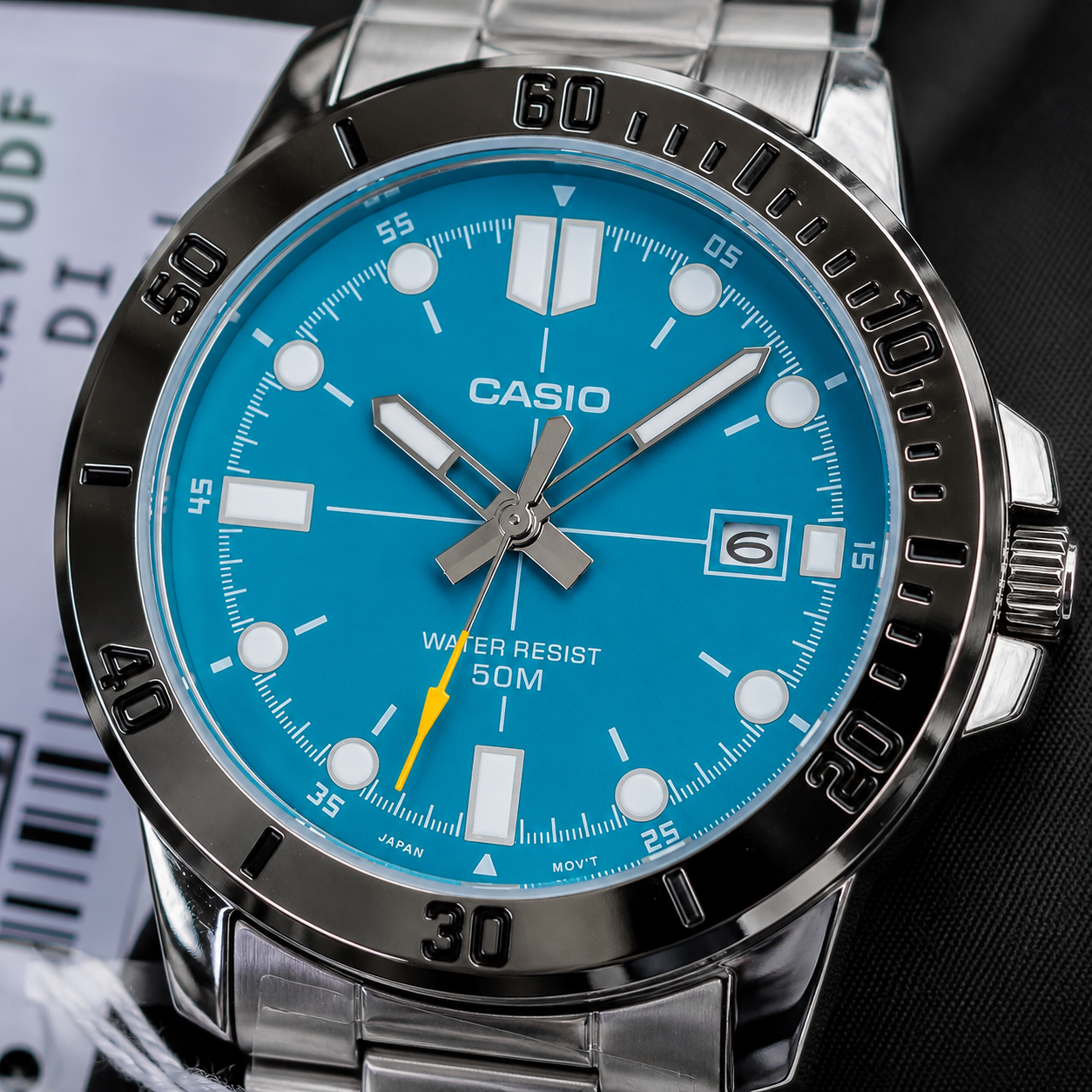 Casio MTP-VD01D-3E2 Men Analog Watch