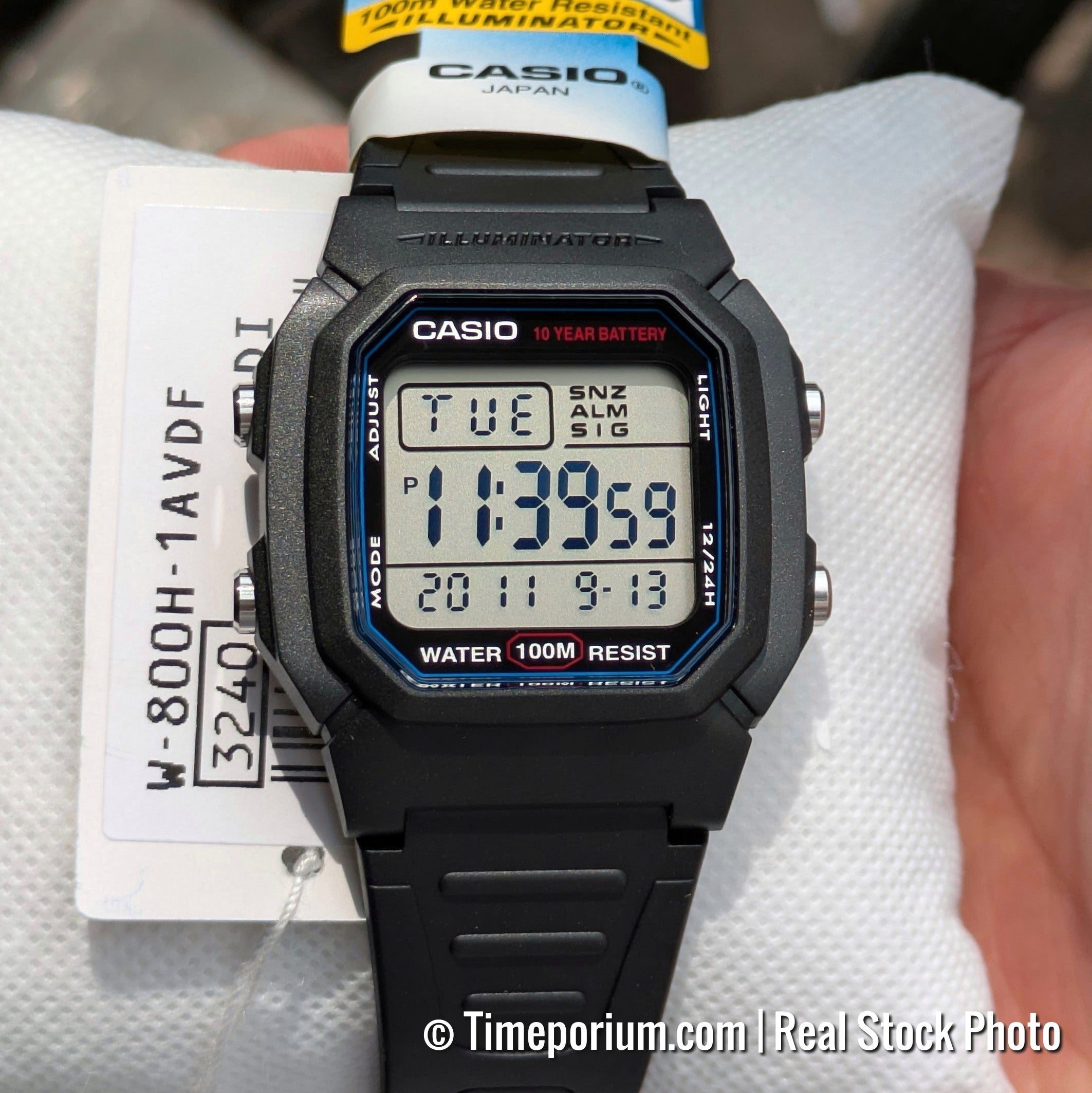 Casio W-800H-1A Digital Watch - Clear Display 10-Year Battery