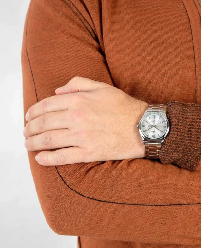 Casio MTP-V006D-7C Men Day-Date Watch