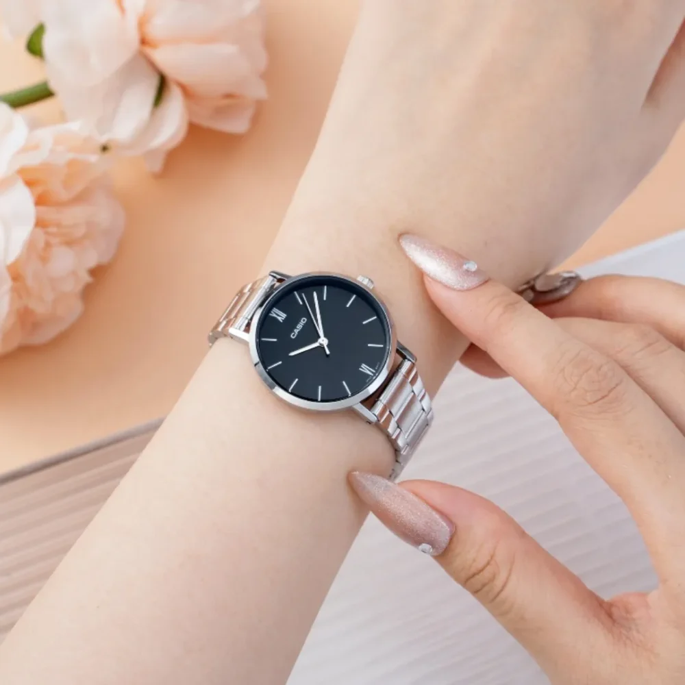 Casio LTP-VT02D-1A Women Watch - Image 2
