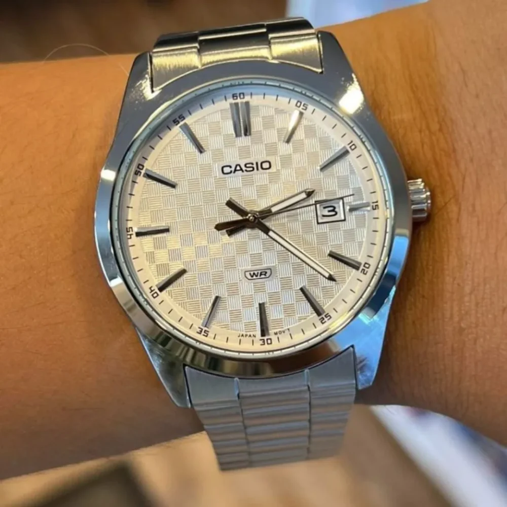 Casio MTP-VD03D-7A Men's Watch - Image 2