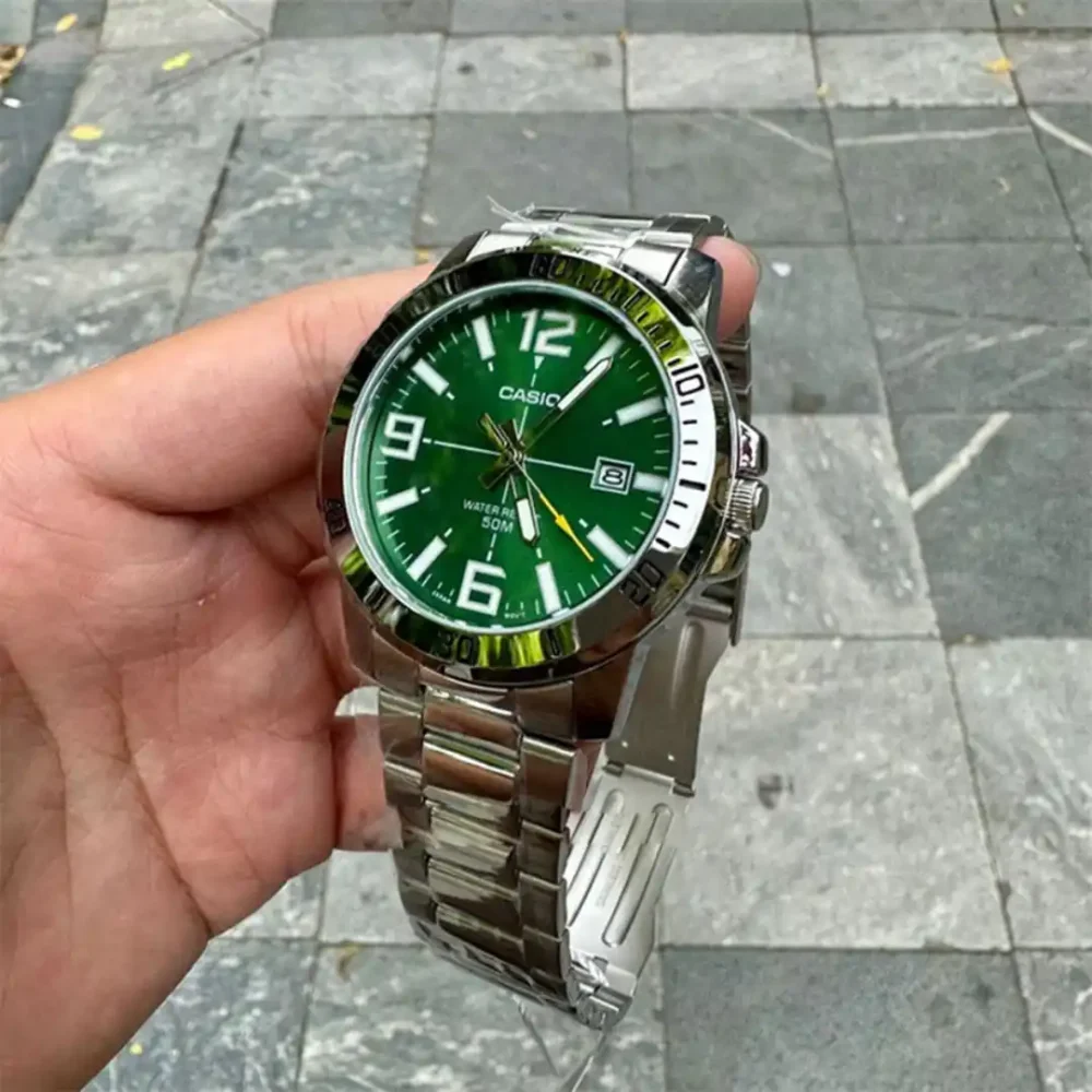 Casio MTP-VD01D-3B Analog Men's Watch