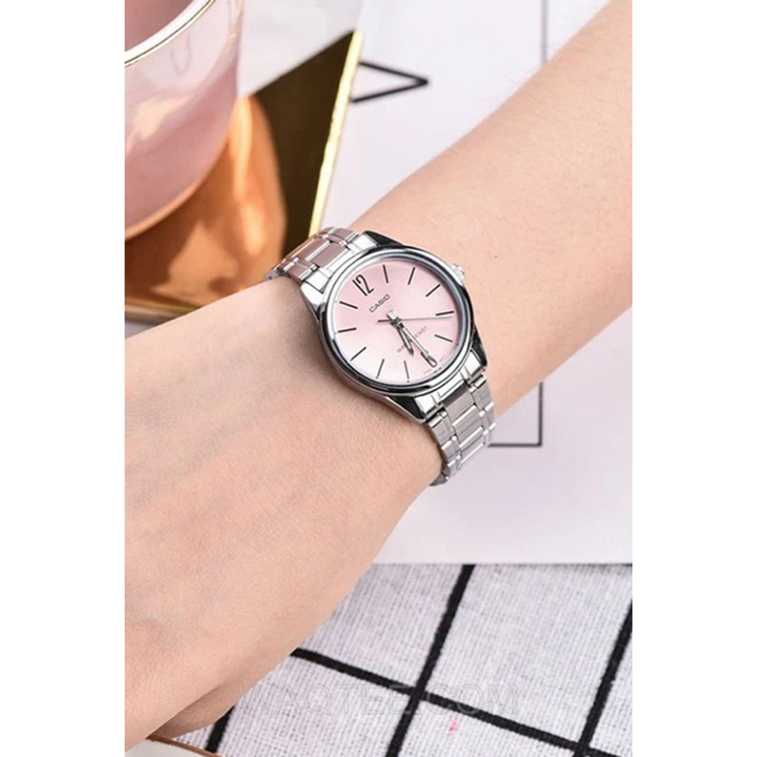 Casio LTP-V005D-4B Women’s Analog Watch - Image 2